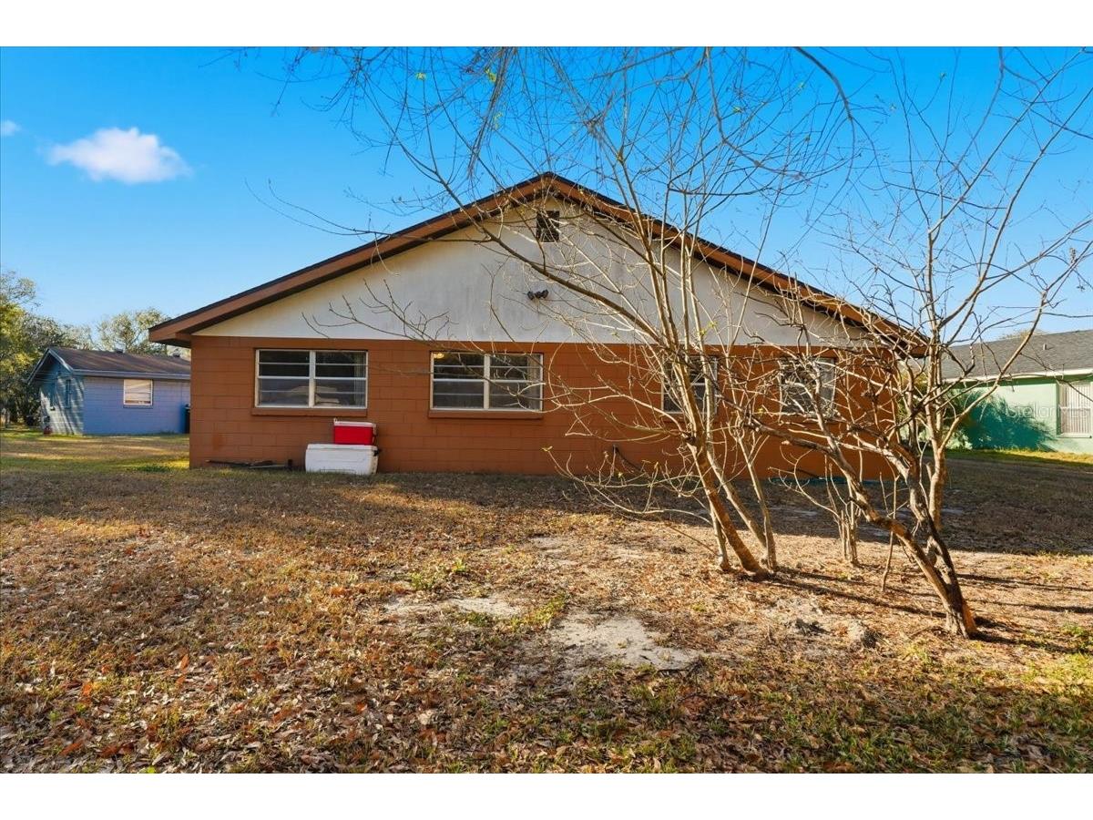 111 Sunset Drive E Winter Haven FL 33881 P4937961 image6