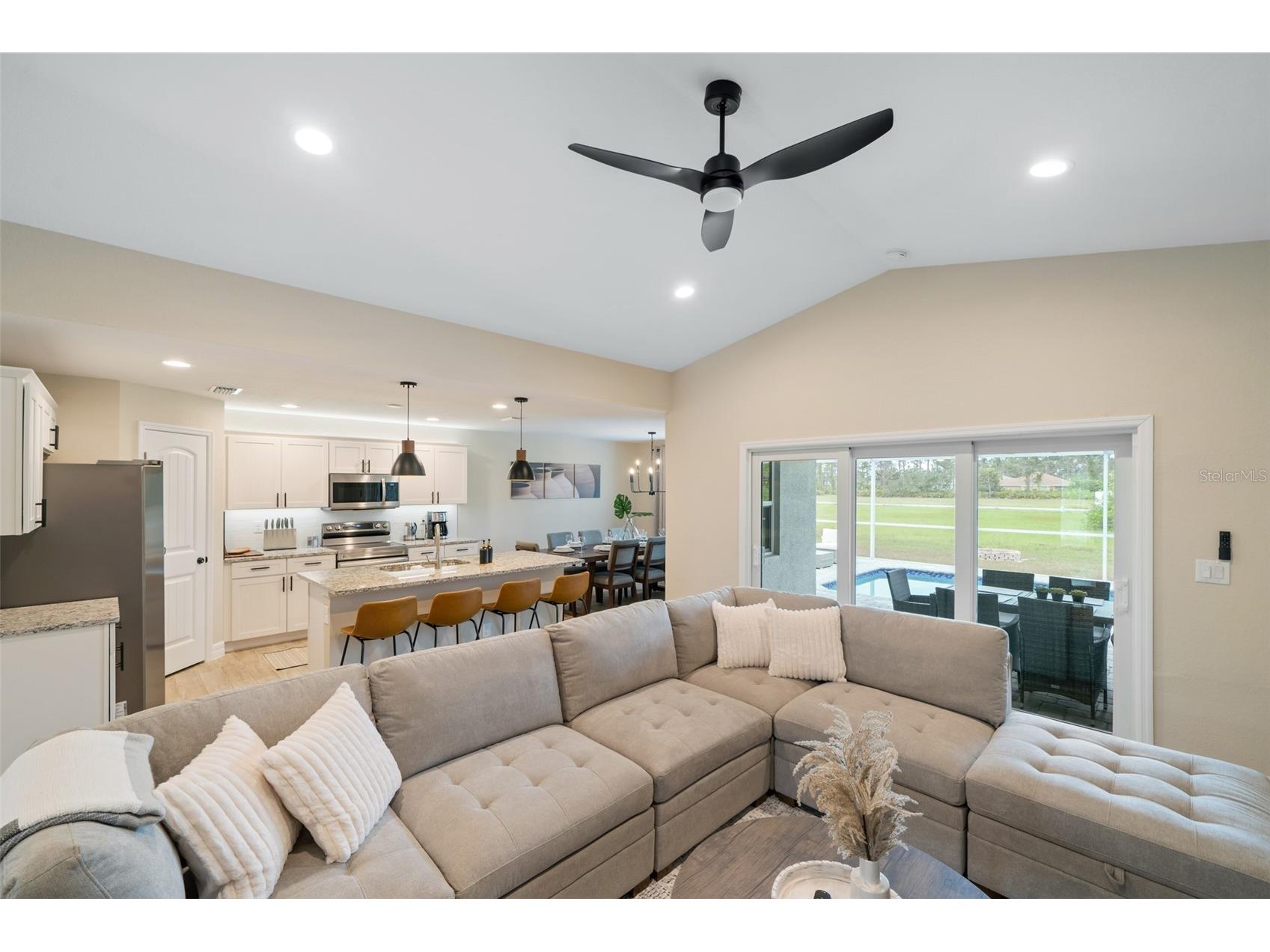 111 Sunset Road Rotonda West FL 33947 A4686328 image10