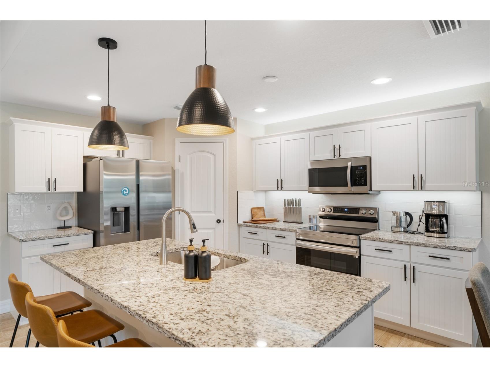 111 Sunset Road Rotonda West FL 33947 A4686328 image13