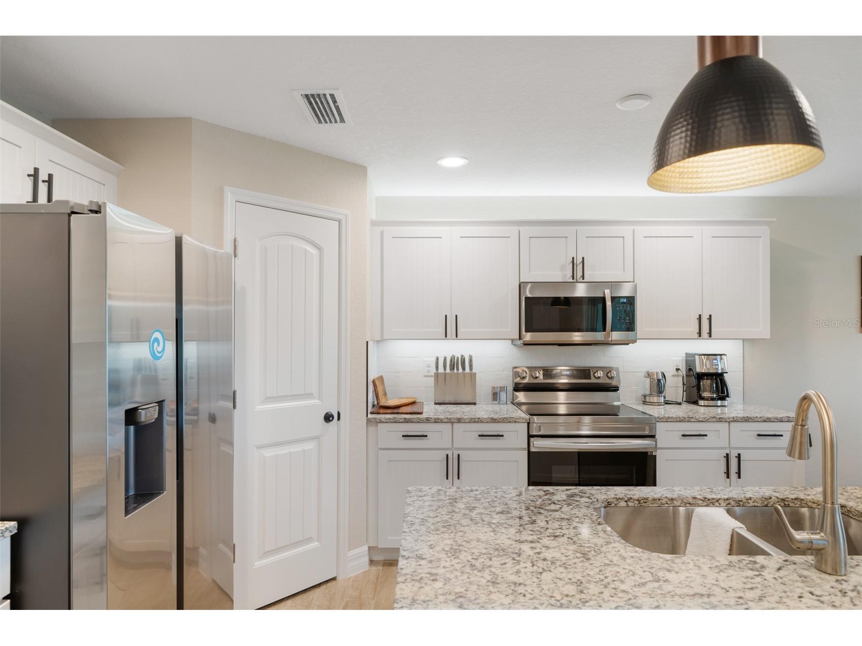111 Sunset Road Rotonda West FL 33947 A4686328 image14