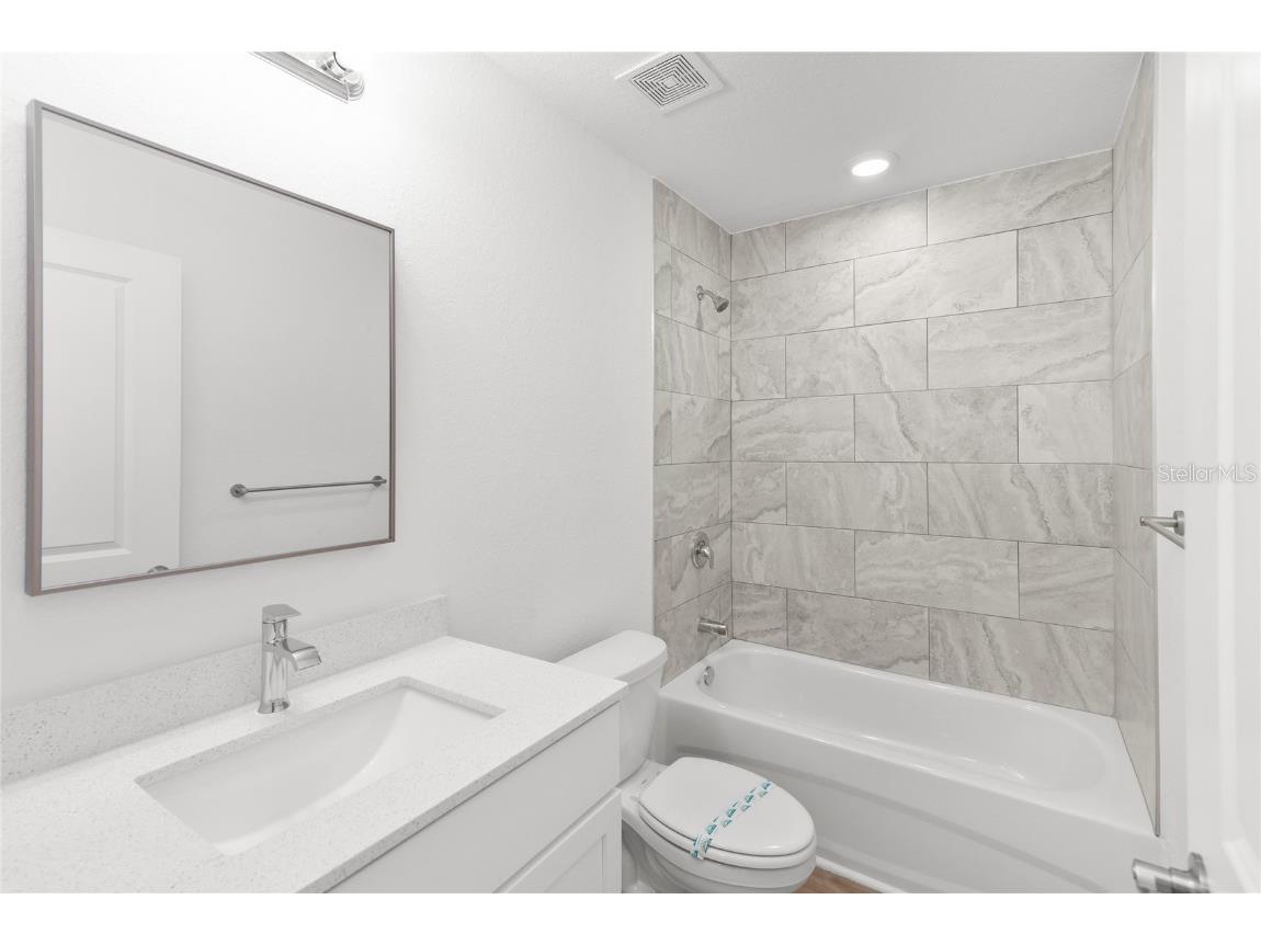 111 Swan Drive Rotonda West FL 33947 C7506988 image9