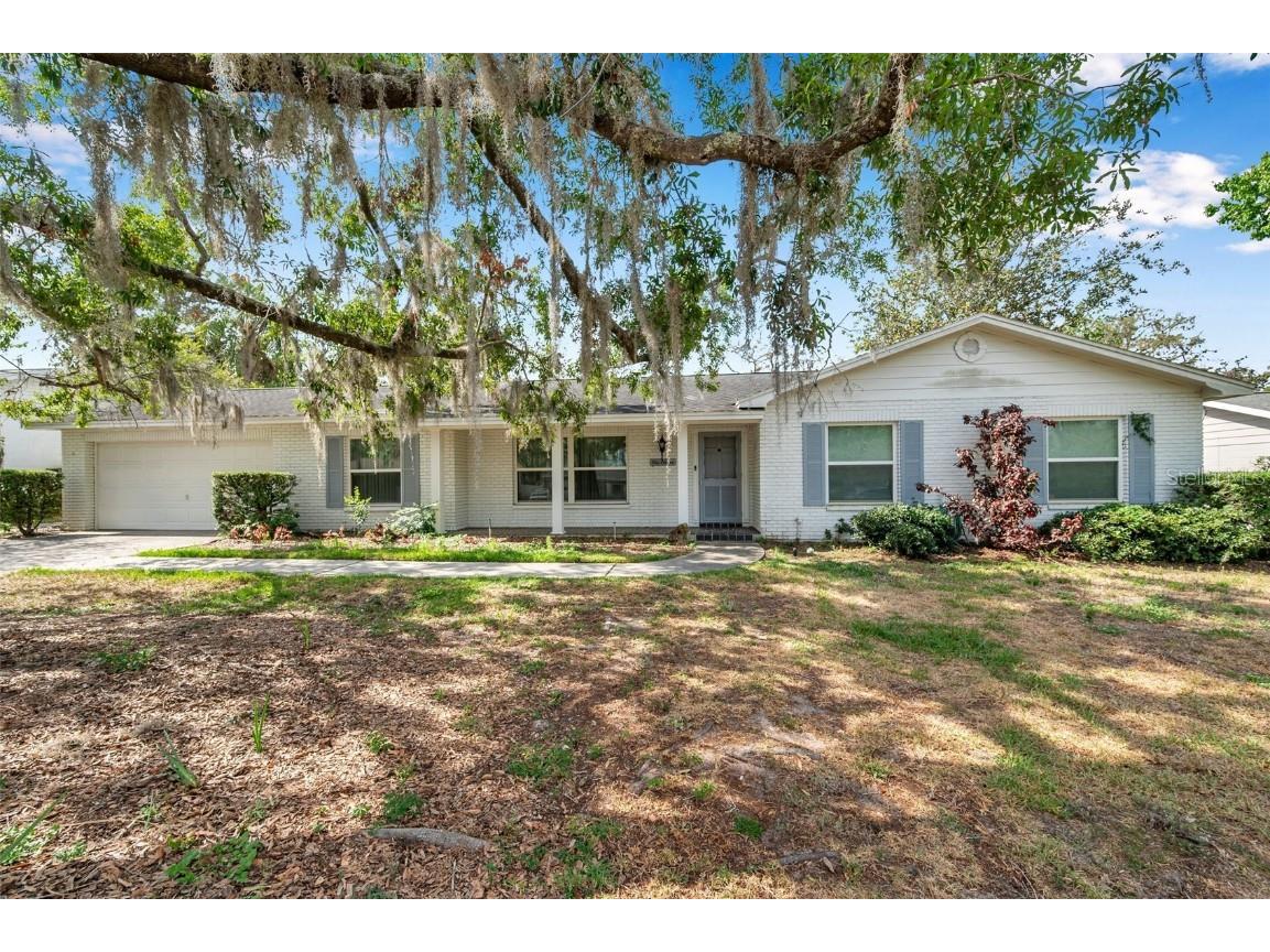 111 W Anglewood Drive Brandon FL 33511 TB8379971 image1