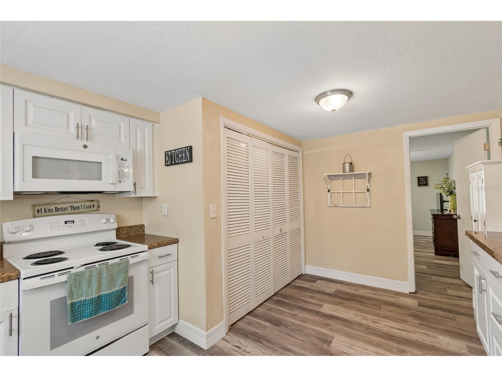 111 W Grapefruit Circle Clearwater FL 33759 TB8503545 image17