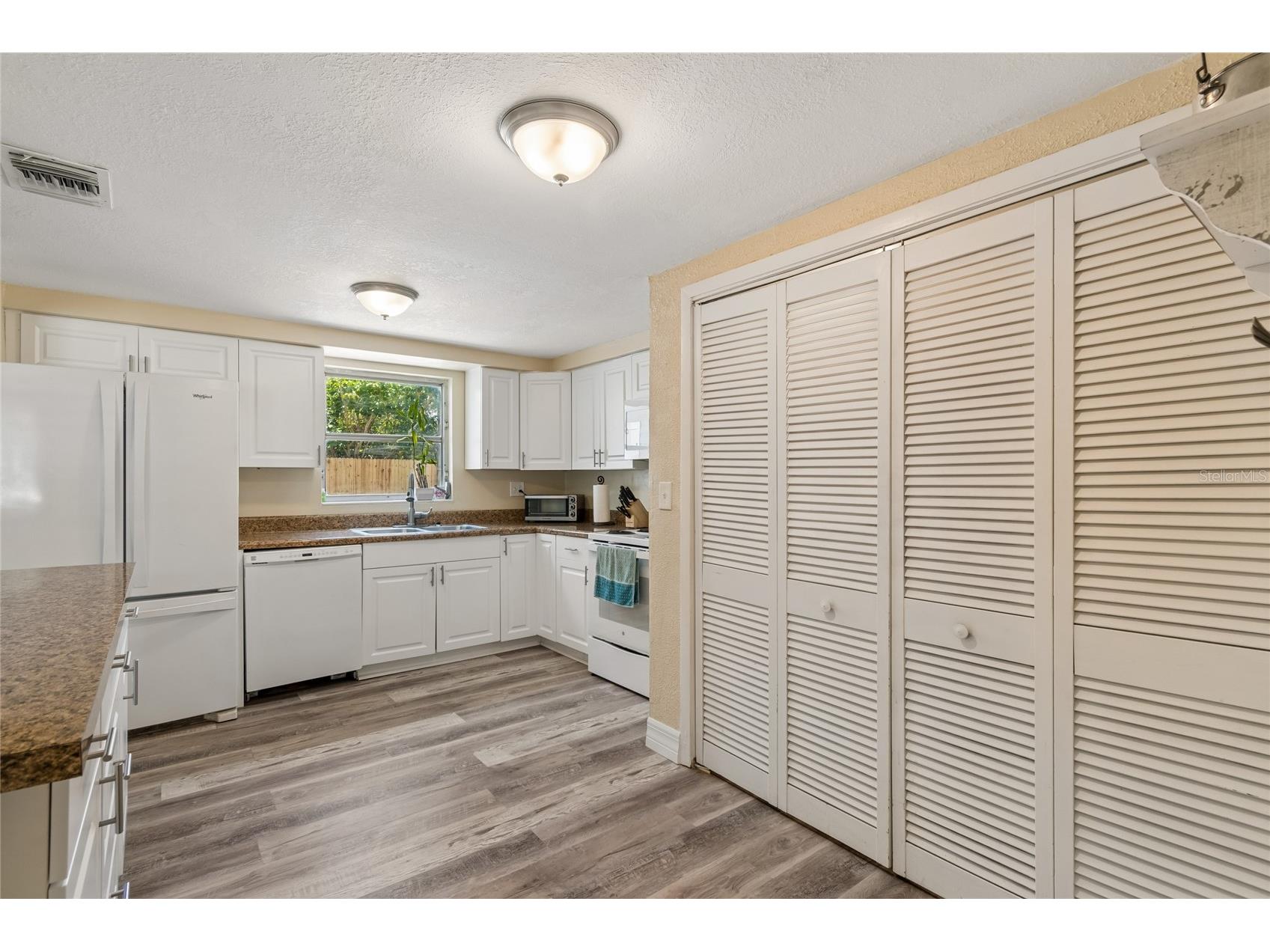 111 W Grapefruit Circle Clearwater FL 33759 TB8503545 image21