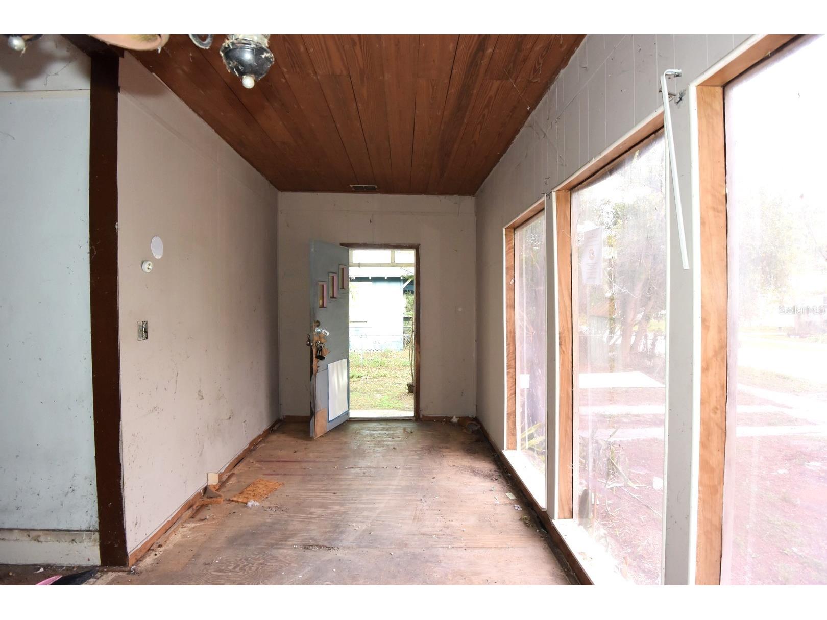 111 W Powhatan Avenue Tampa FL 33604 W7886272 image10