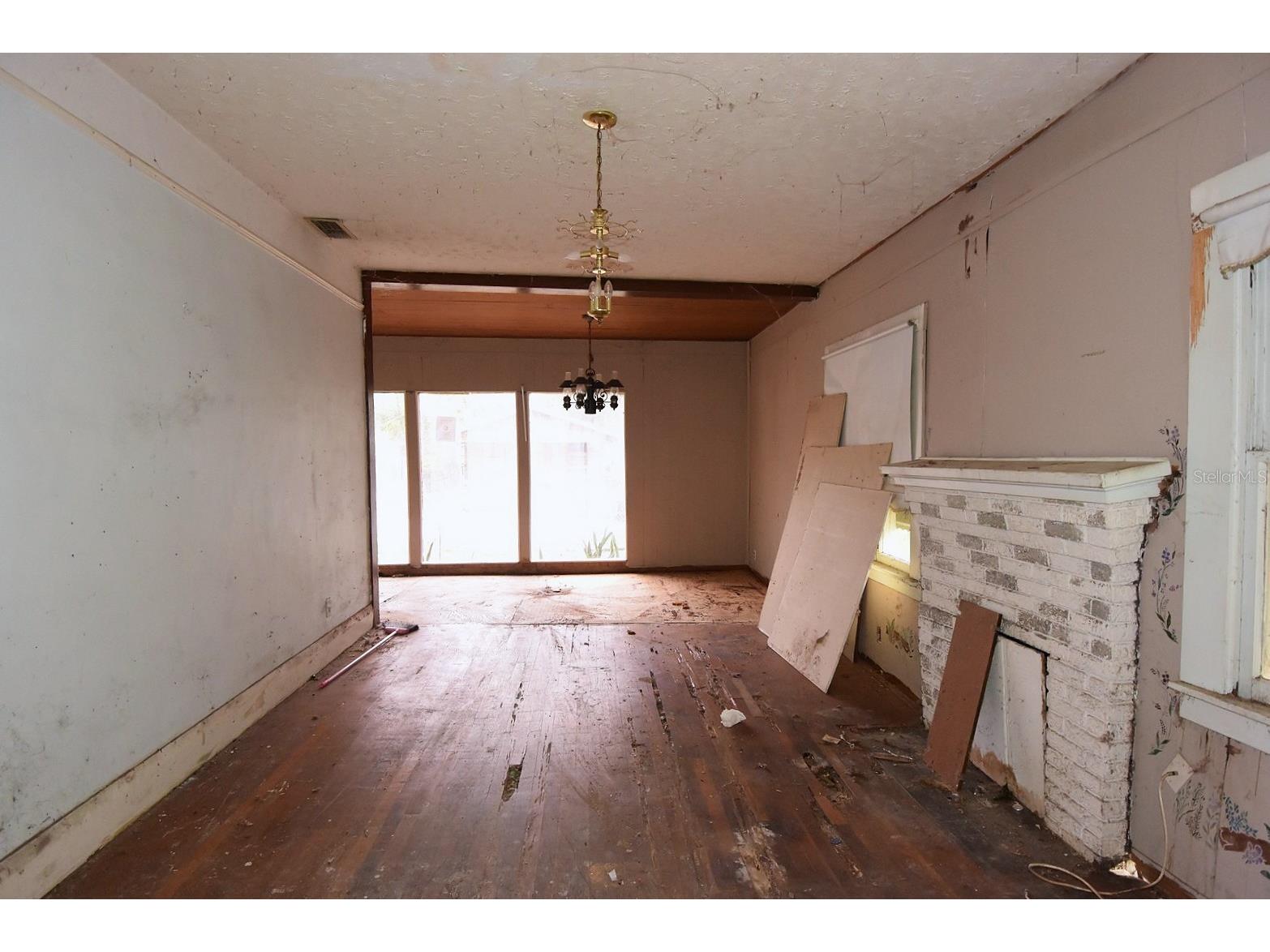 111 W Powhatan Avenue Tampa FL 33604 W7886272 image12