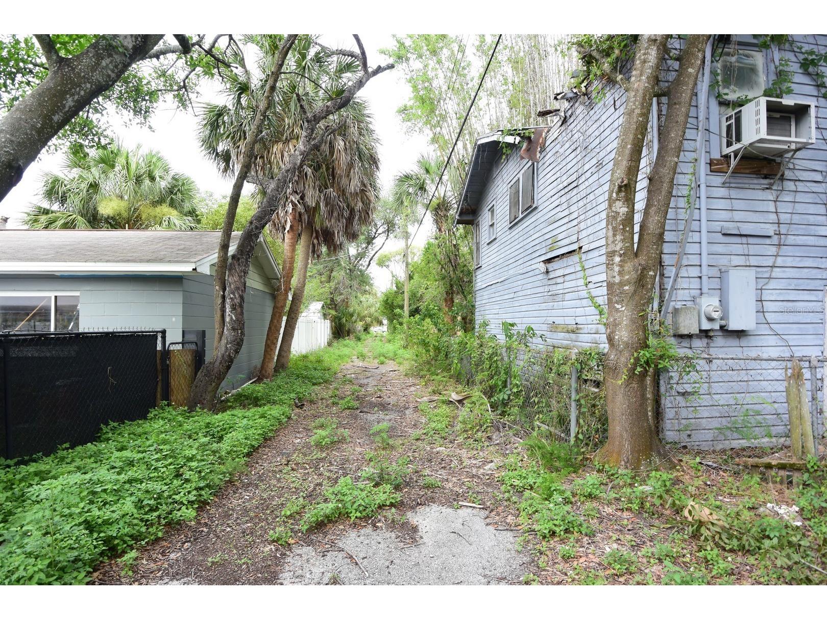 111 W Powhatan Avenue Tampa FL 33604 W7886272 image5