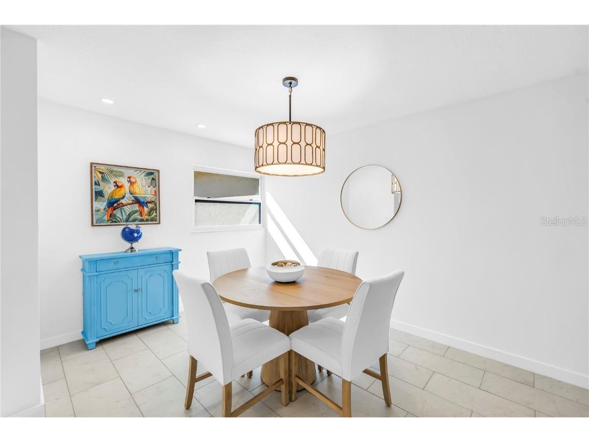 111 Whispering Sands Circle #V38 Sarasota FL 34242 - GULF OF MEXICO A4670303 image10