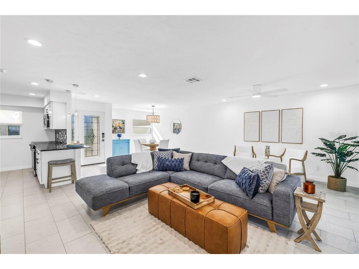 111 Whispering Sands Circle #V38 Sarasota FL 34242 - GULF OF MEXICO A4670303 image17