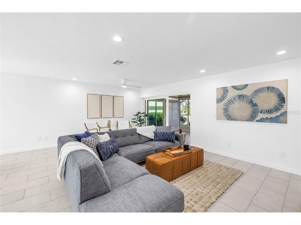 111 Whispering Sands Circle #V38 Sarasota FL 34242 - GULF OF MEXICO A4670303 image19