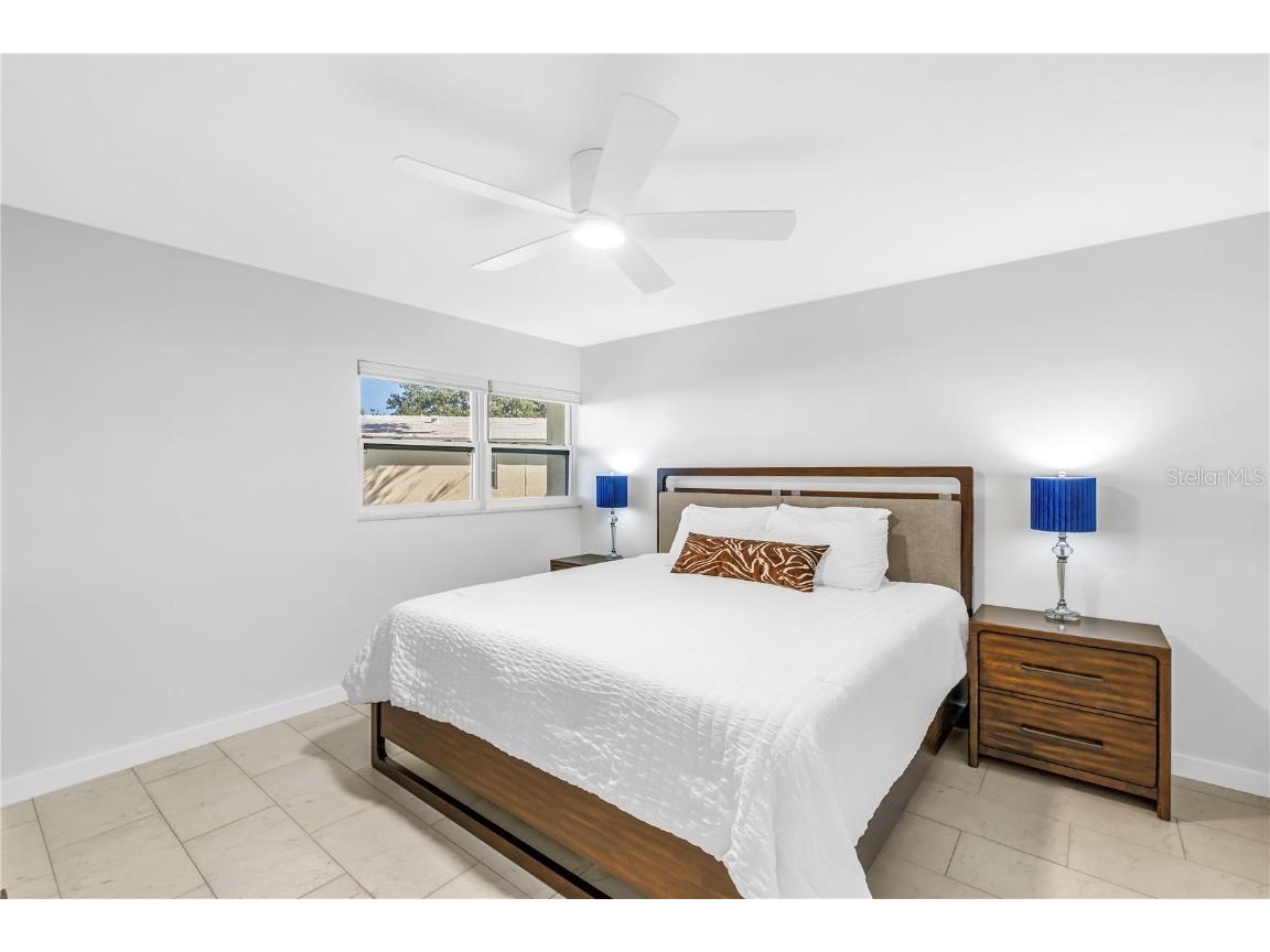 111 Whispering Sands Circle #V38 Sarasota FL 34242 - GULF OF MEXICO A4670303 image22