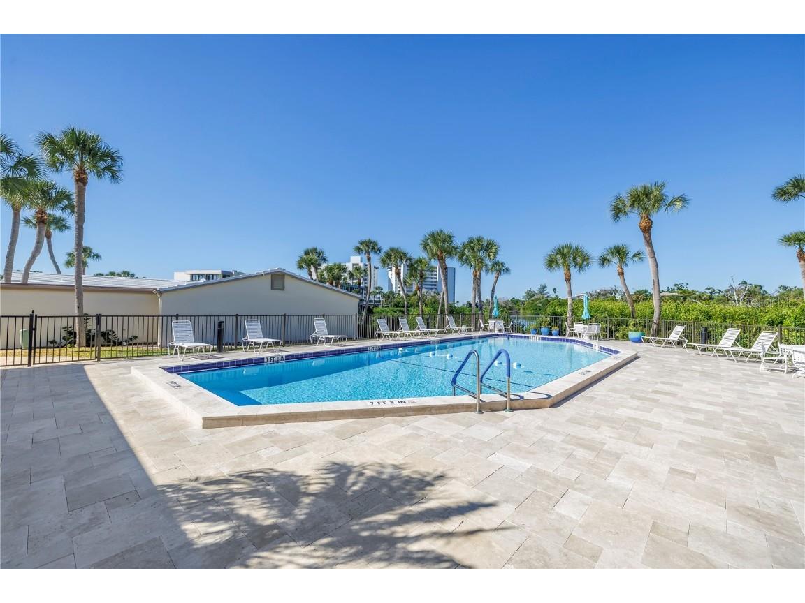 111 Whispering Sands Circle #V38 Sarasota FL 34242 - GULF OF MEXICO A4670303 image36