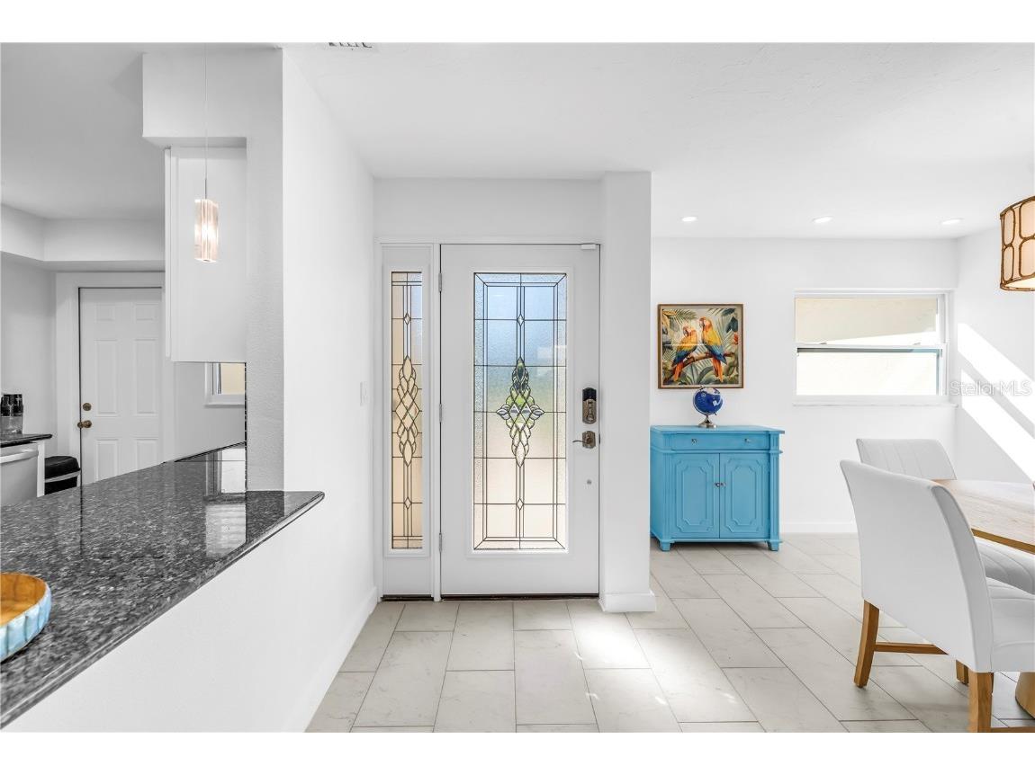 111 Whispering Sands Circle #V38 Sarasota FL 34242 - GULF OF MEXICO A4670303 image9