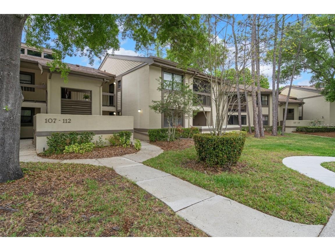 111 Woodlake Wynde #111 Oldsmar FL 34677 U8235123 image1