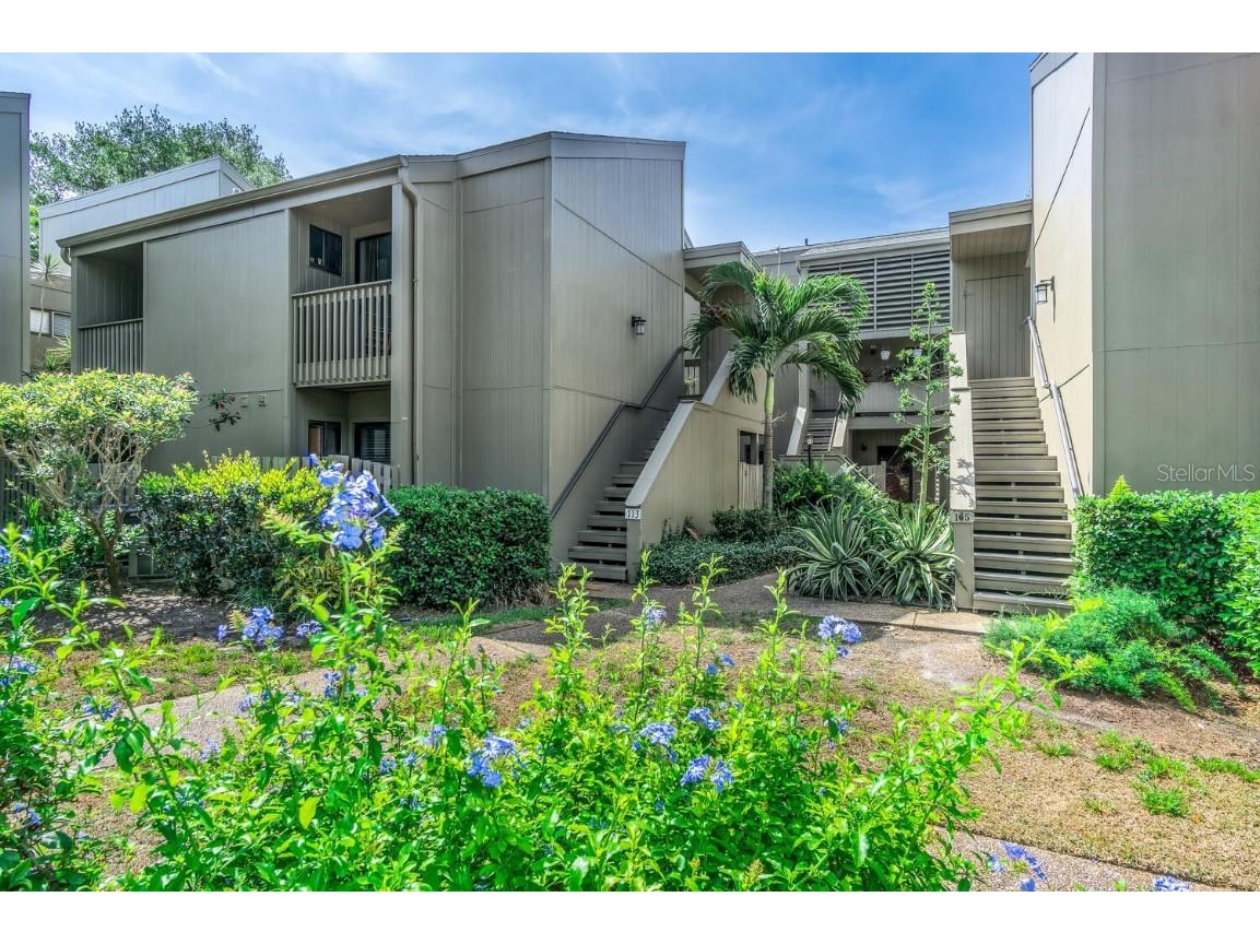 111 Woodland Place Osprey FL 34229 A4562291 image1