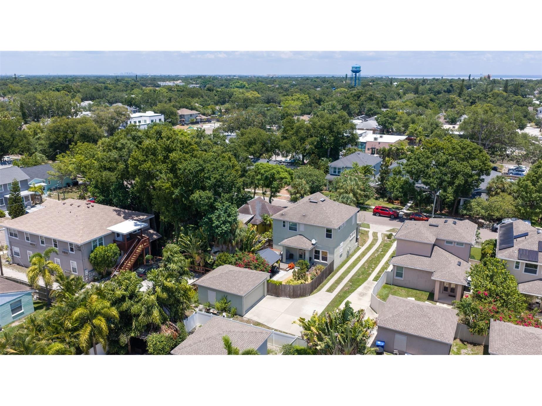 1110 10th Street N Saint Petersburg FL 33705 TB8527380 image44