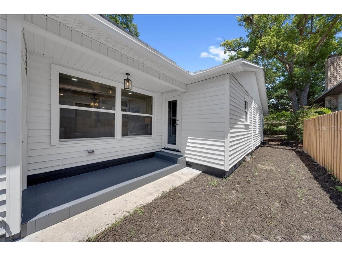 1110 12th Street N Saint Petersburg FL 33705 TB8503943 image60