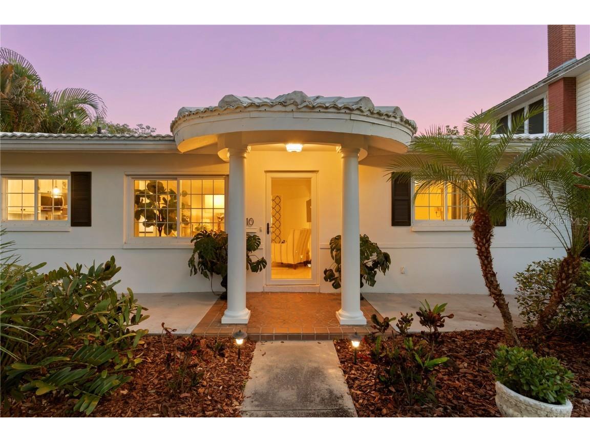 1110 14th Avenue N Saint Petersburg FL 33705 U8196763 image1