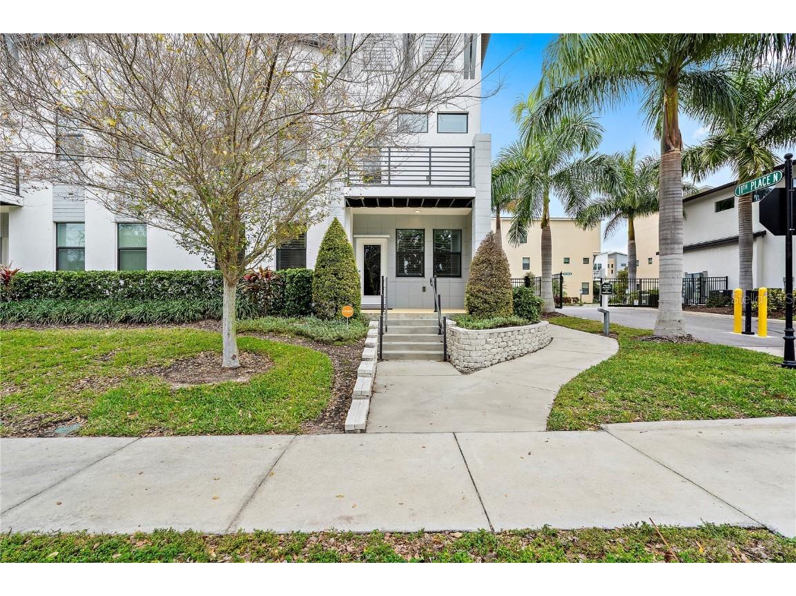 1110 25th Street N Saint Petersburg FL 33713 U8237223 image1