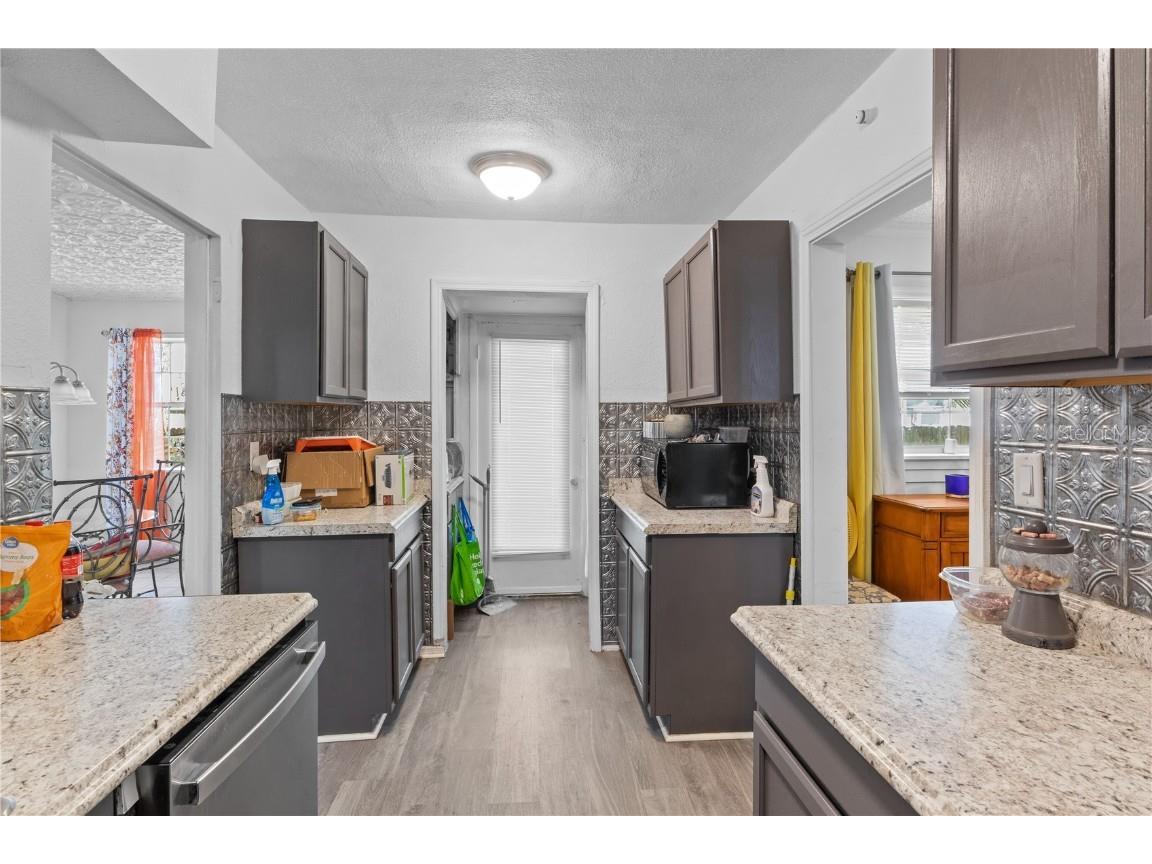 1110 27th Avenue W Bradenton FL 34205 A4652451 image18