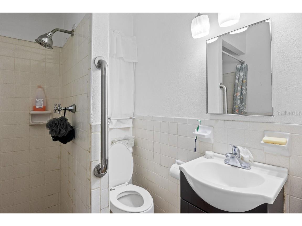 1110 27th Avenue W Bradenton FL 34205 A4652451 image27