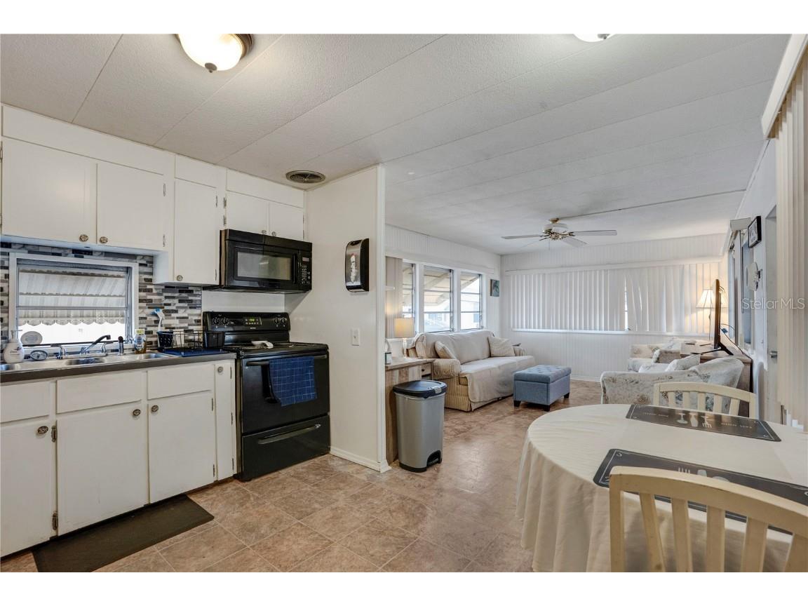 1110 49th Avenue Drive W Bradenton FL 34207 A4648311 image4