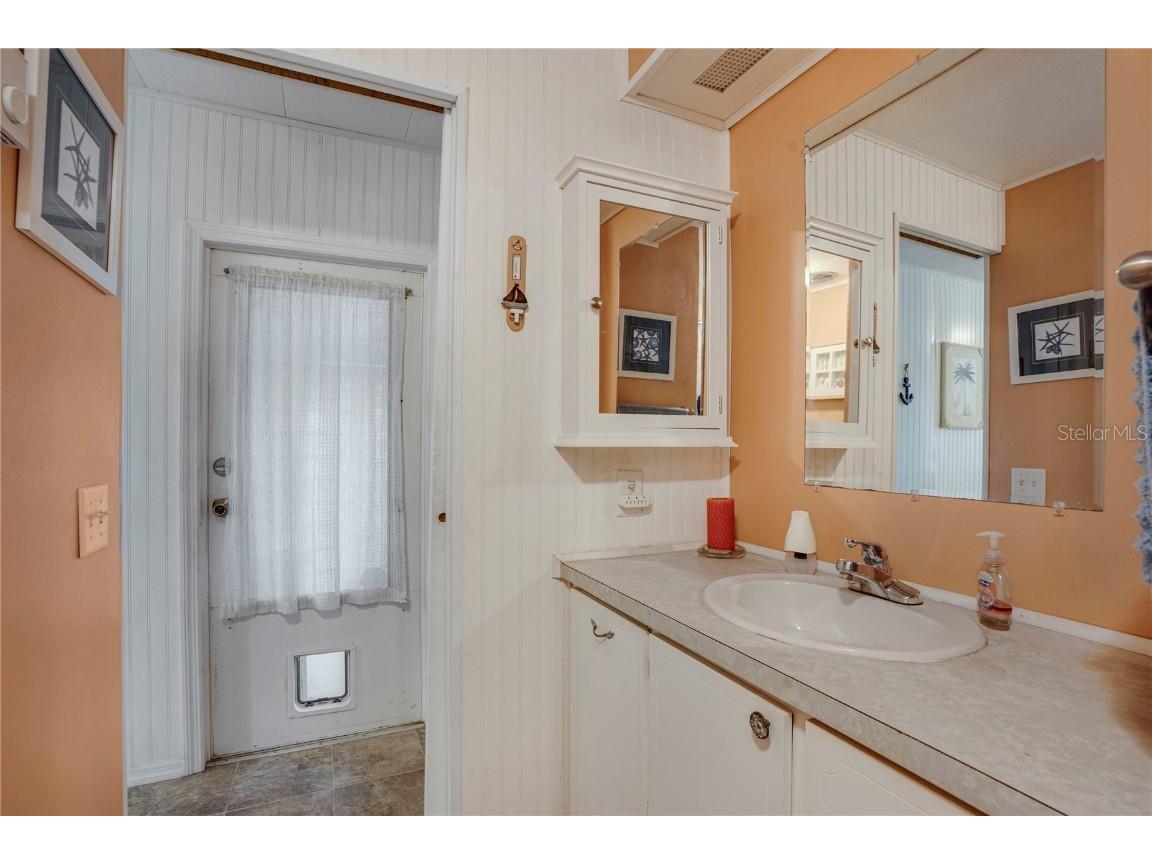 1110 49th Avenue Drive W Bradenton FL 34207 A4648311 image6