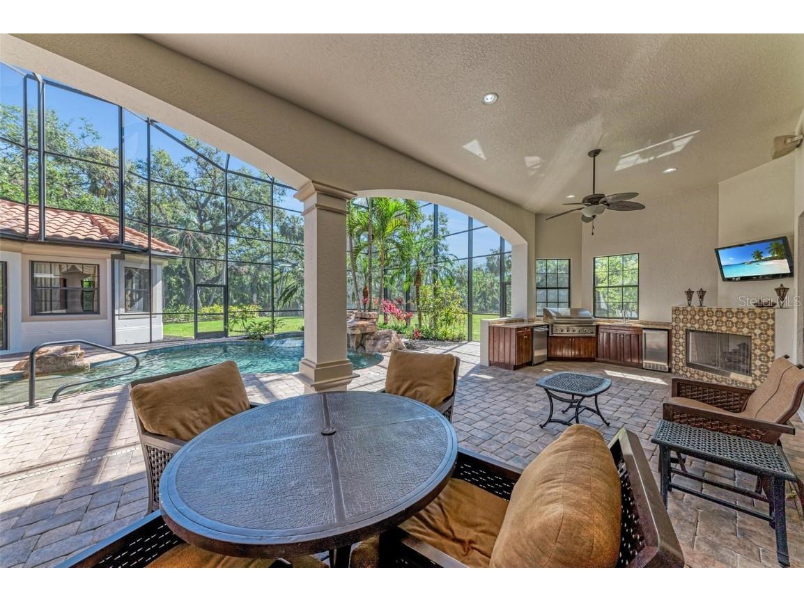 1110 79th Street E Palmetto FL 34221 A4665646 image72