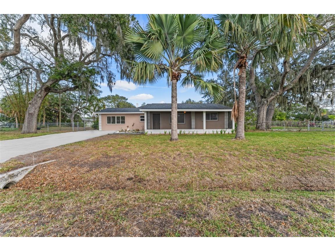 1110 Canal Street Ruskin FL 33570 T3497622 image1