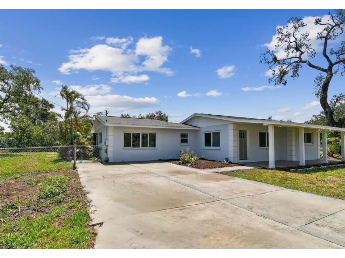 1110 Canal Street Ruskin FL 33570 TB8390592 image1