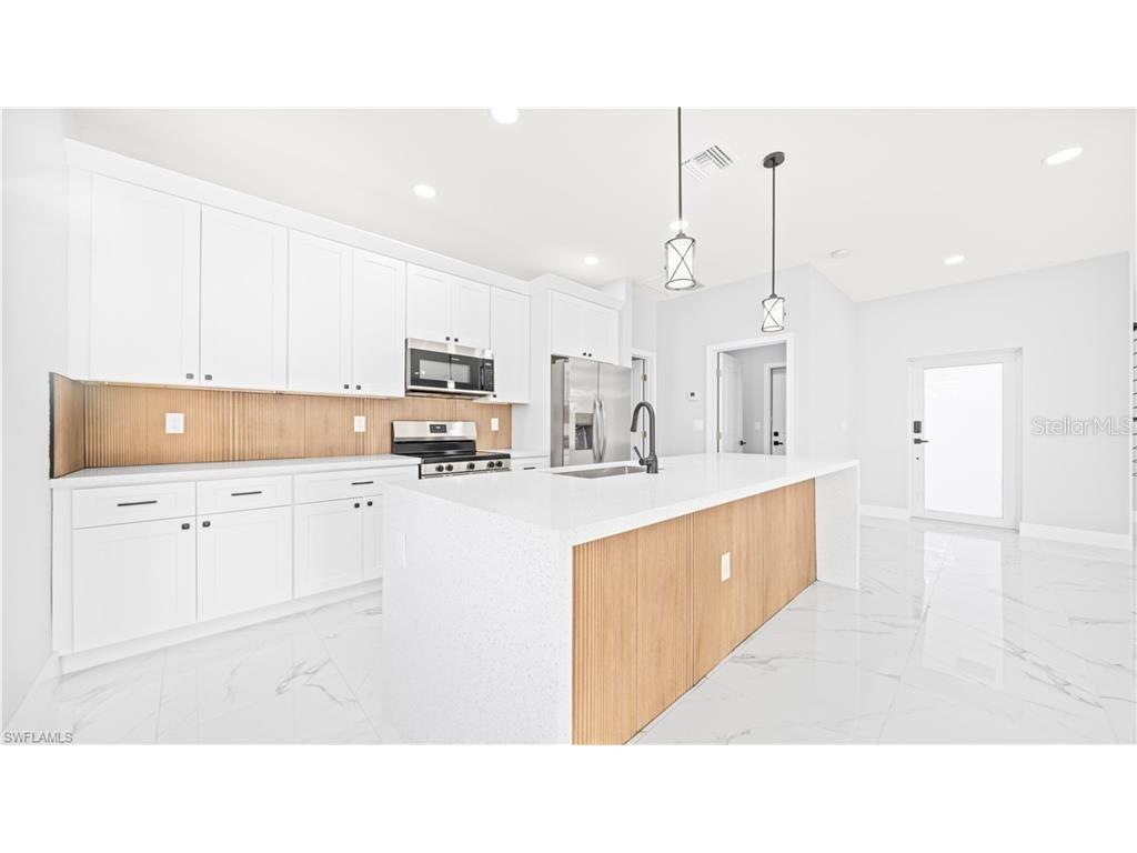 1110 Garibaldi Street E Lehigh Acres FL 33974 A4686493 image16