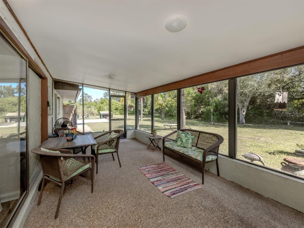 1110 Gladstone Boulevard Englewood FL 34223 N6141072 image15