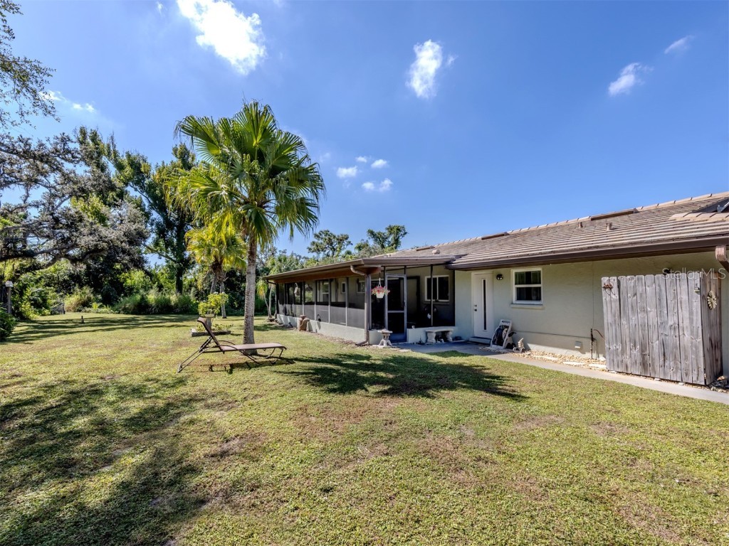 1110 Gladstone Boulevard Englewood FL 34223 N6141072 image18