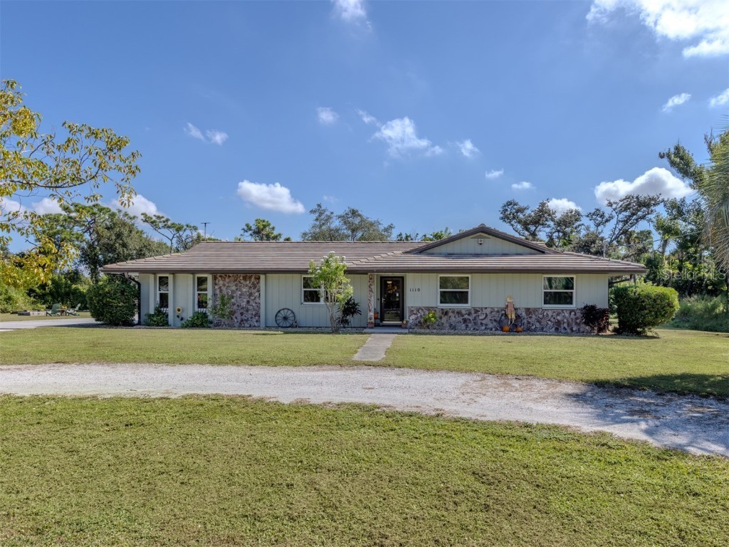1110 Gladstone Boulevard Englewood FL 34223 N6141072 image3