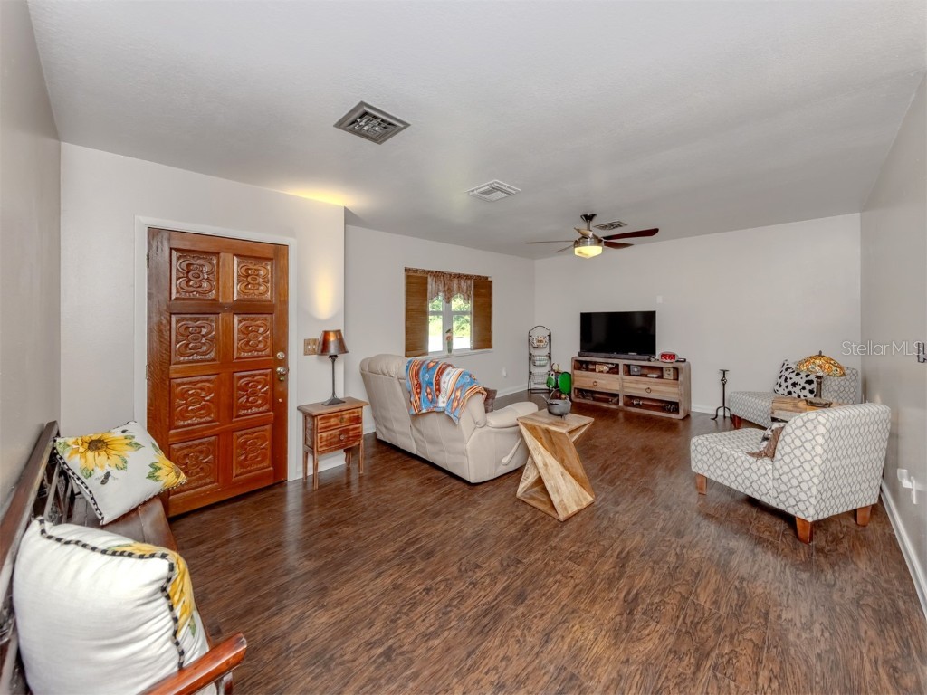 1110 Gladstone Boulevard Englewood FL 34223 N6141072 image6