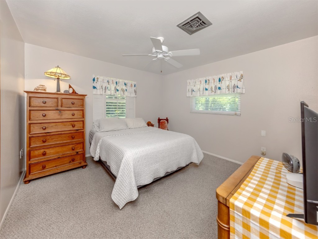 1110 Gladstone Boulevard Englewood FL 34223 N6141072 image9