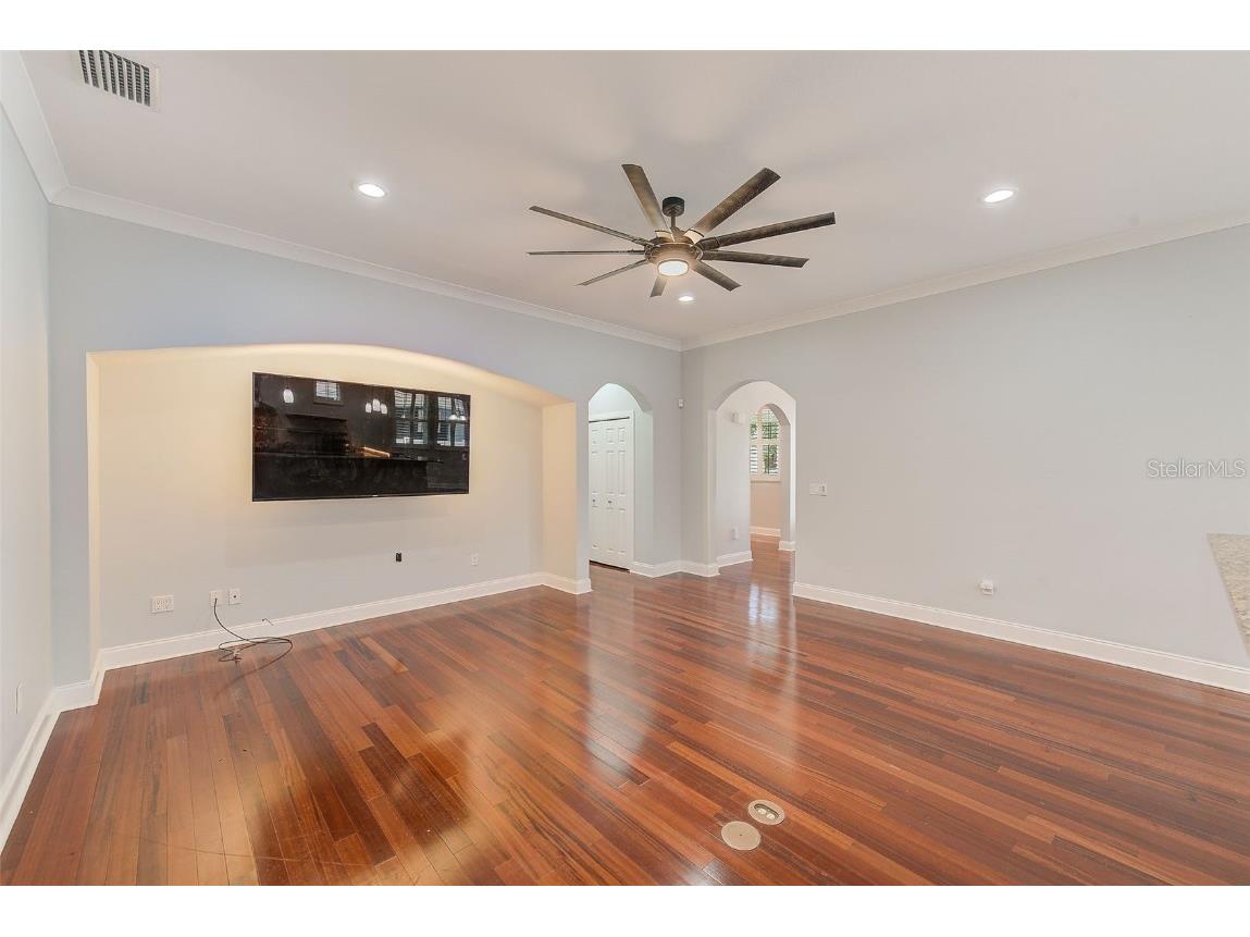 1110 Highland Street S Saint Petersburg FL 33701 TB8437243 image10