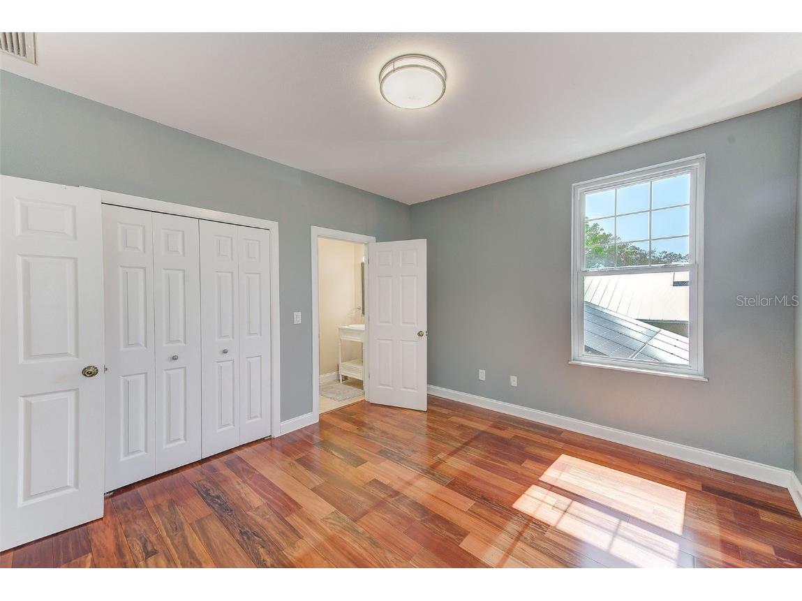 1110 Highland Street S Saint Petersburg FL 33701 TB8437243 image30