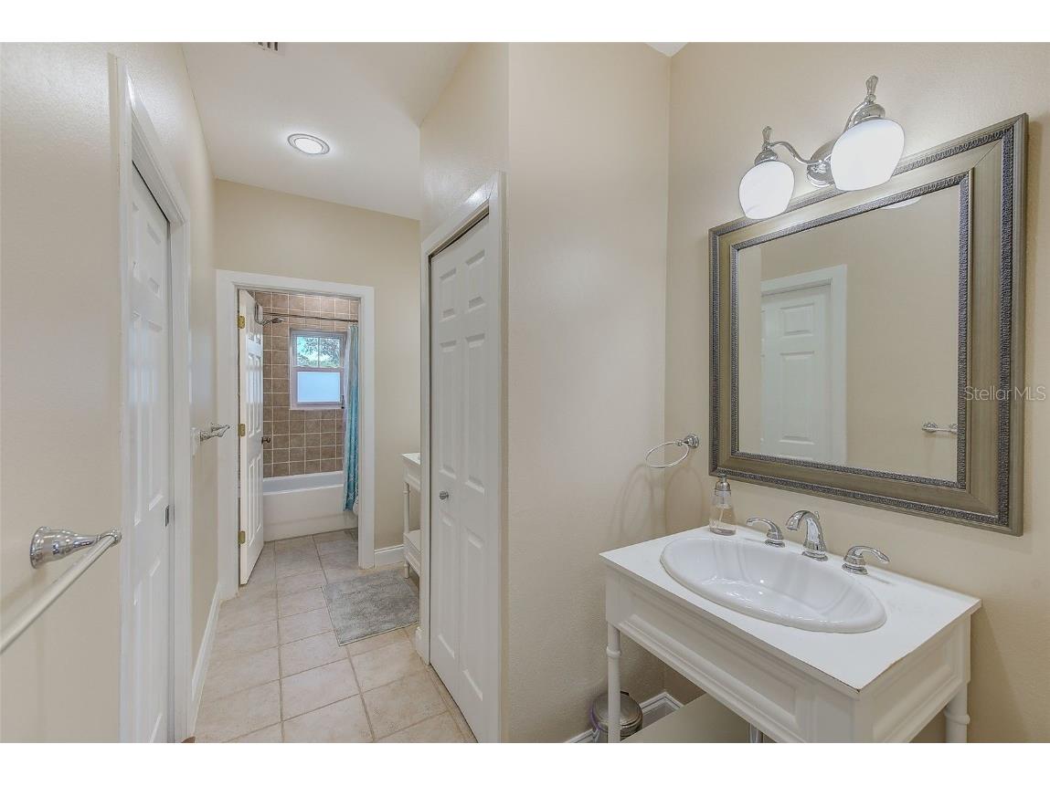 1110 Highland Street S Saint Petersburg FL 33701 TB8437243 image31