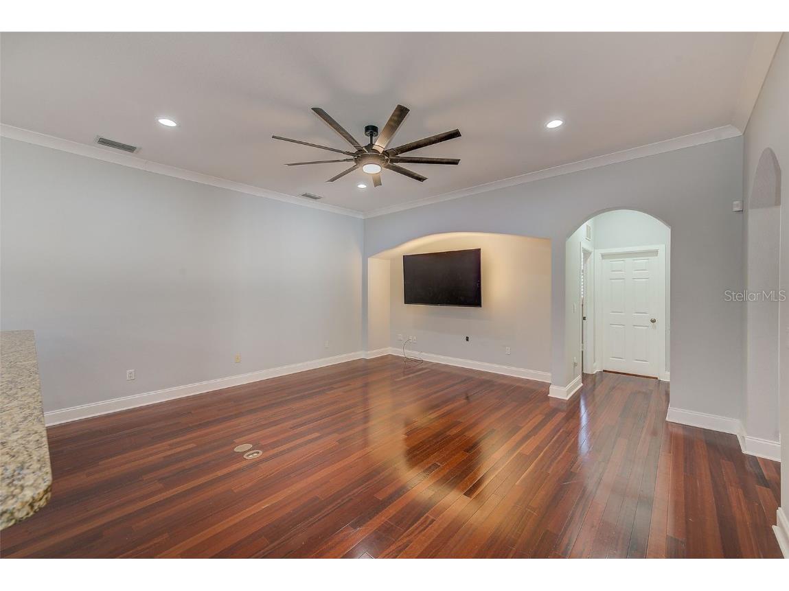 1110 Highland Street S Saint Petersburg FL 33701 TB8437243 image9