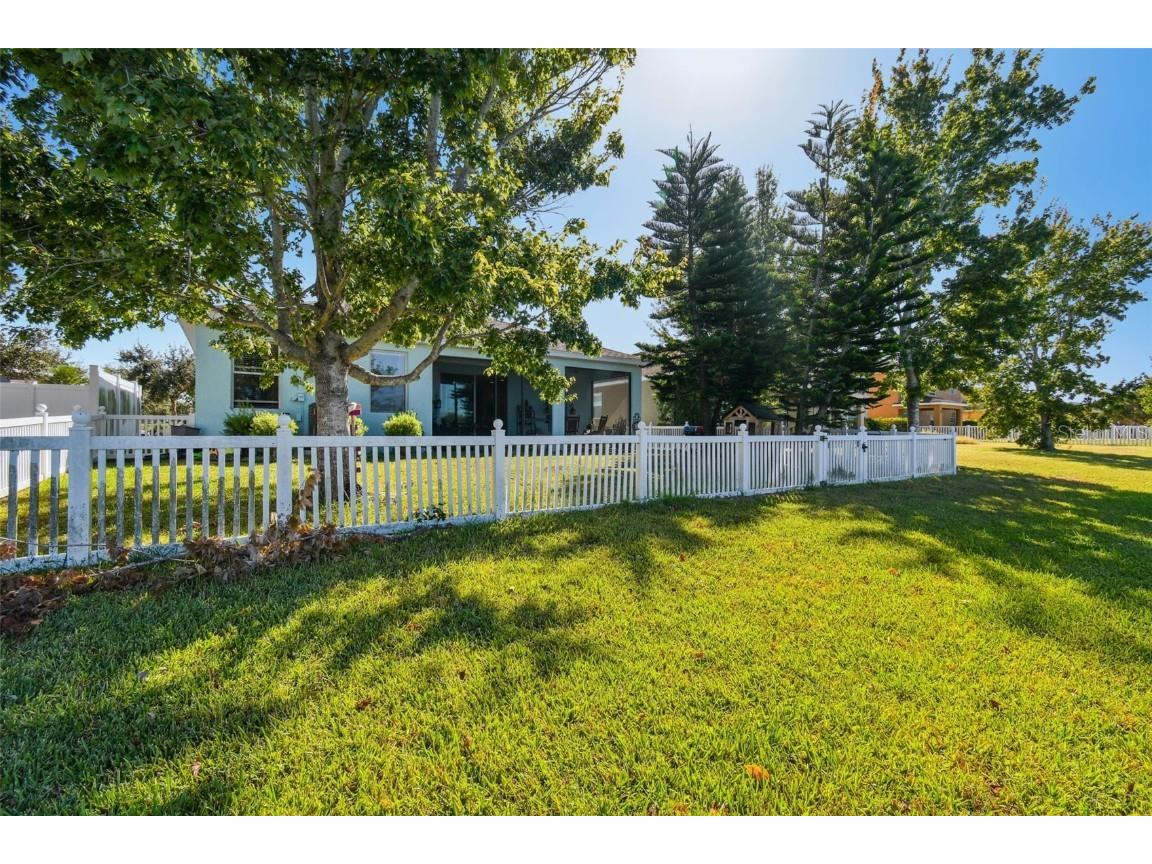 1110 Lauren Manor Loop Ruskin FL 33570 TB8443754 image45