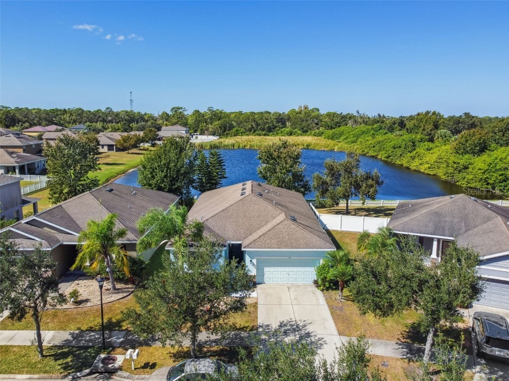 1110 Lauren Manor Loop Ruskin FL 33570 TB8443754 image6