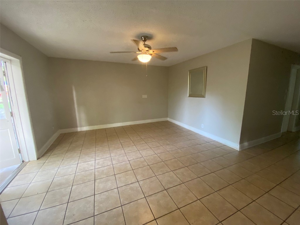 1110 N Maryland Avenue #B Plant City FL 33563 TB8394183 image3