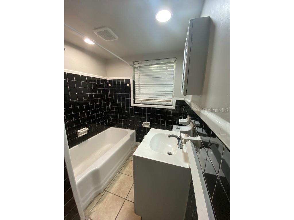 1110 N Maryland Avenue #B Plant City FL 33563 TB8394183 image6