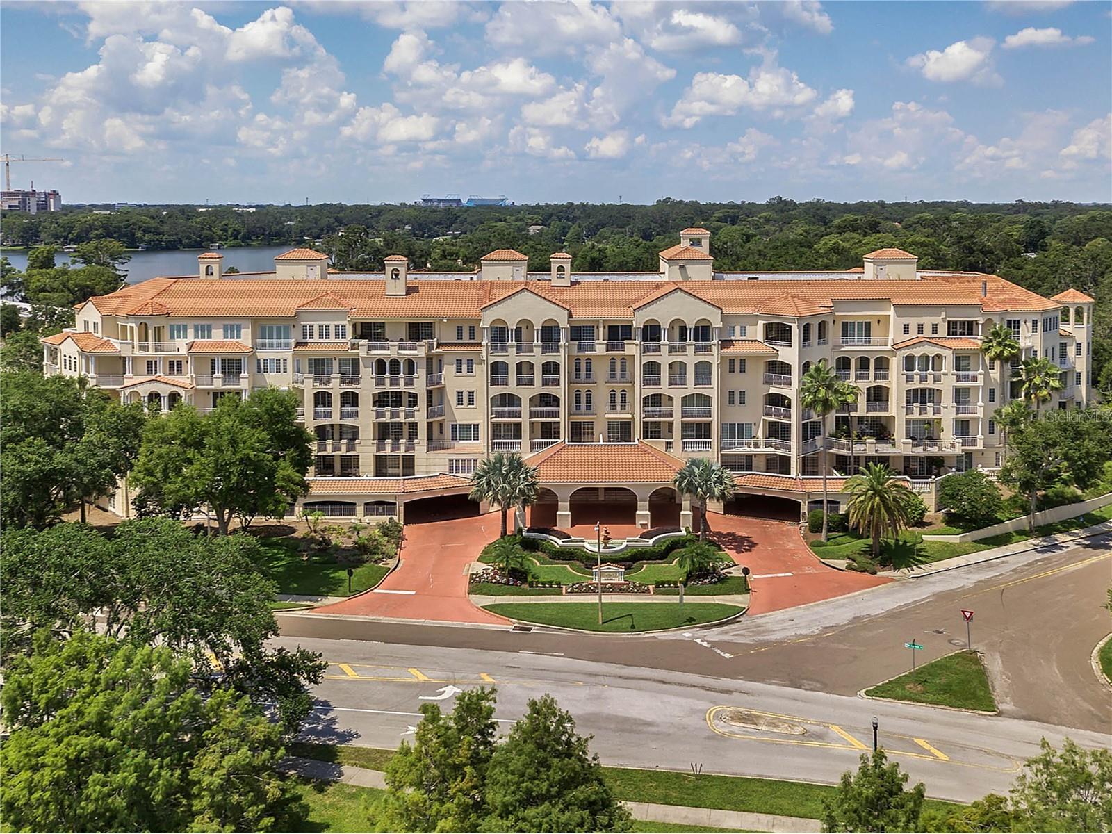1110 SW Ivanhoe Boulevard #27 Orlando FL 32804 - Lake Ivanhoe O6387833 image1