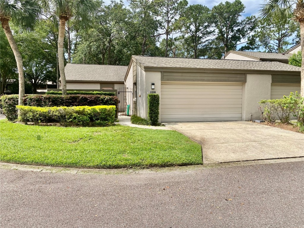 1110 Woodbine Street Fern Park FL 32730 - Lake of The Woods O6360864 image1