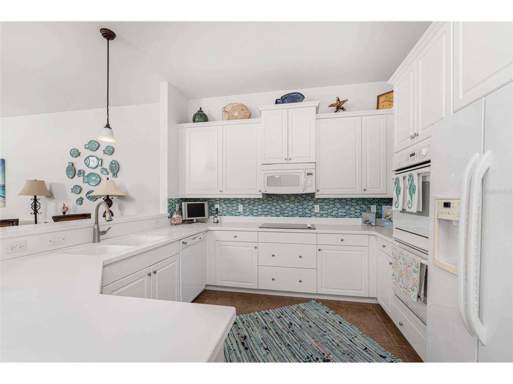 11100 Hacienda Del Mar Boulevard #G202 Placida FL 33946 - ICW D6138224 image10