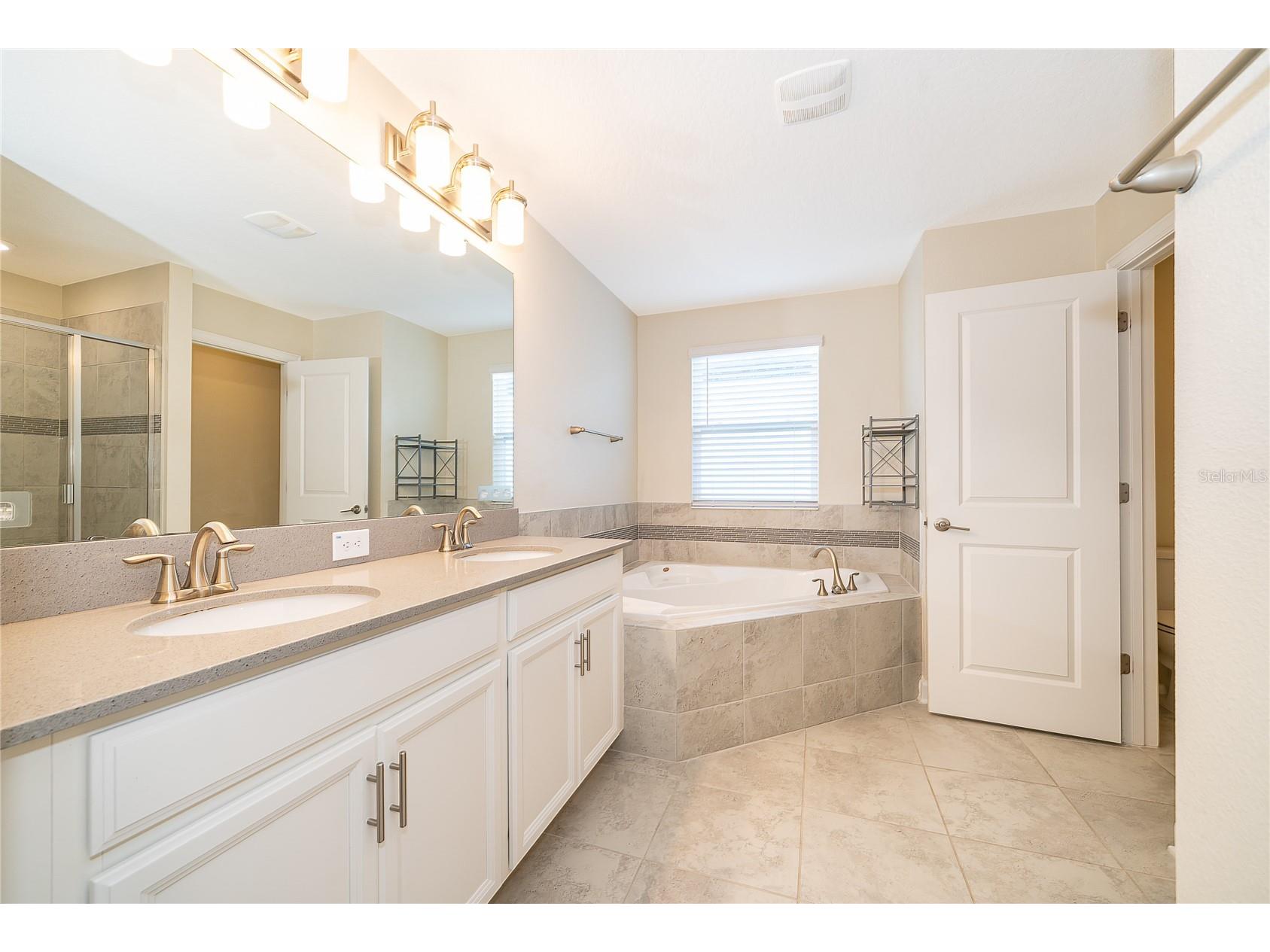 11100 Longleaf Woods Drive Orlando FL 32832 O6410040 image24