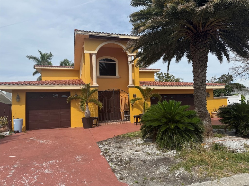 11105 8th Street E Treasure Island FL 33706 - BOCA CIEGA BAY TB8381942 image1