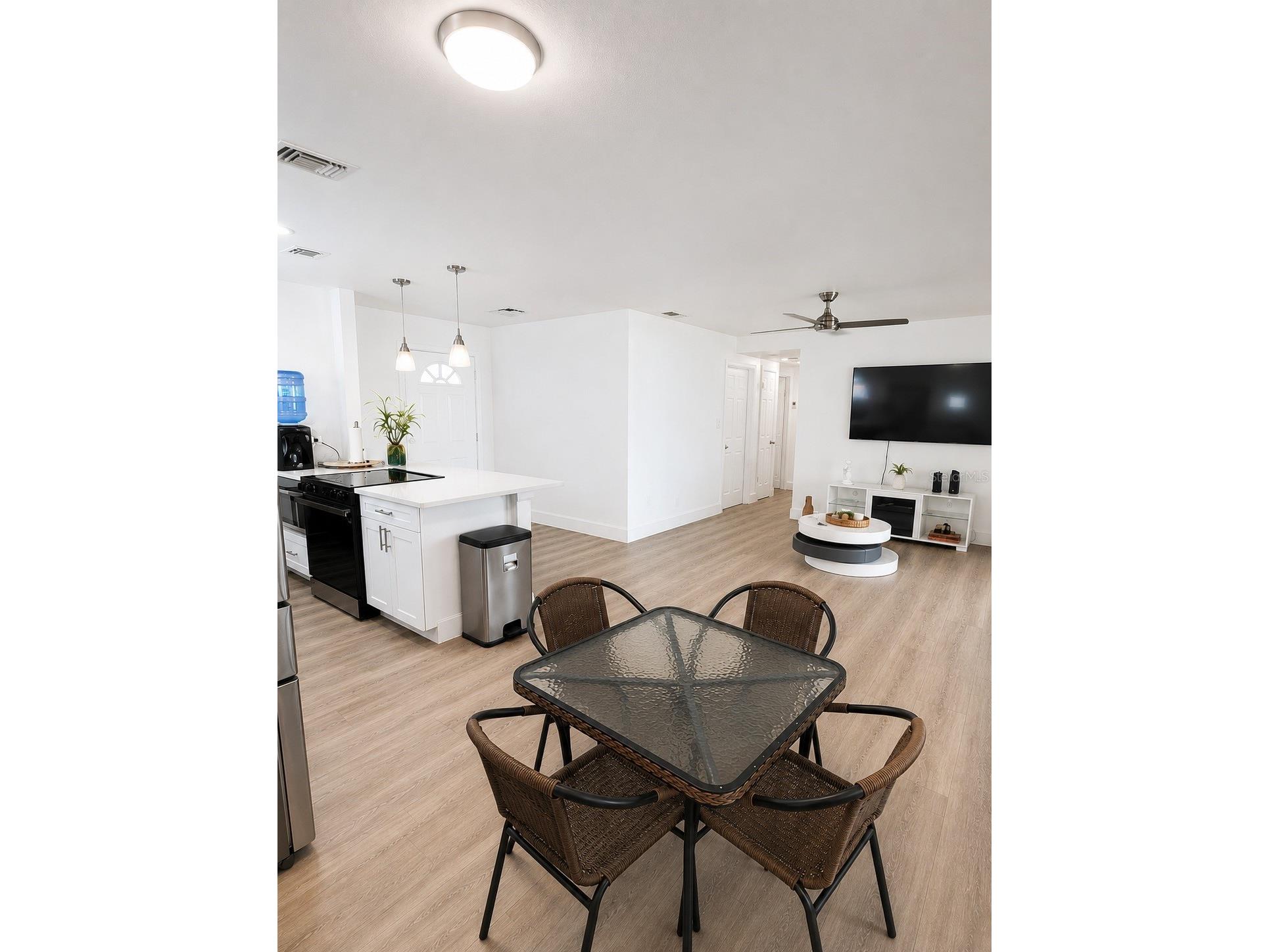 11105 N 22nd Street Tampa FL 33612 TB8532334 image4